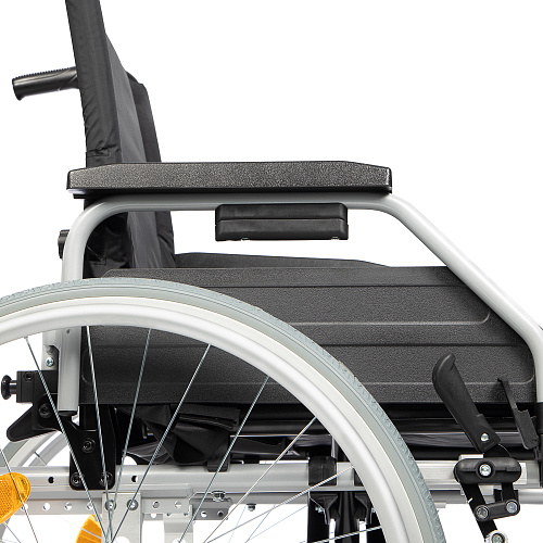 Подлокотники, регулируемые по вертикали