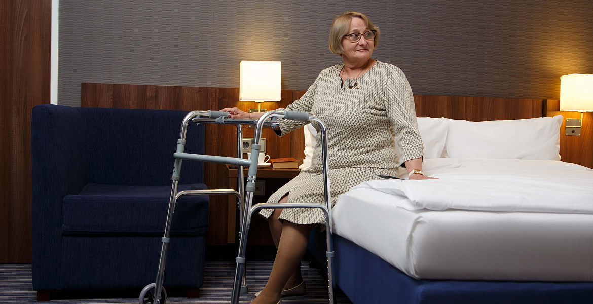  учреждения социального обслуживания пожилых