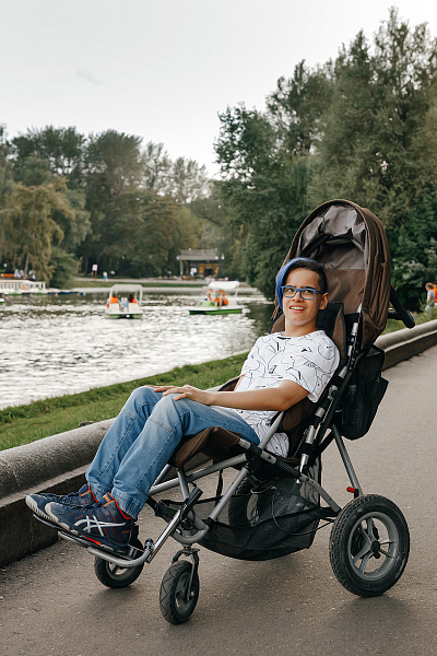 Уход за ребенком-инвалидом 